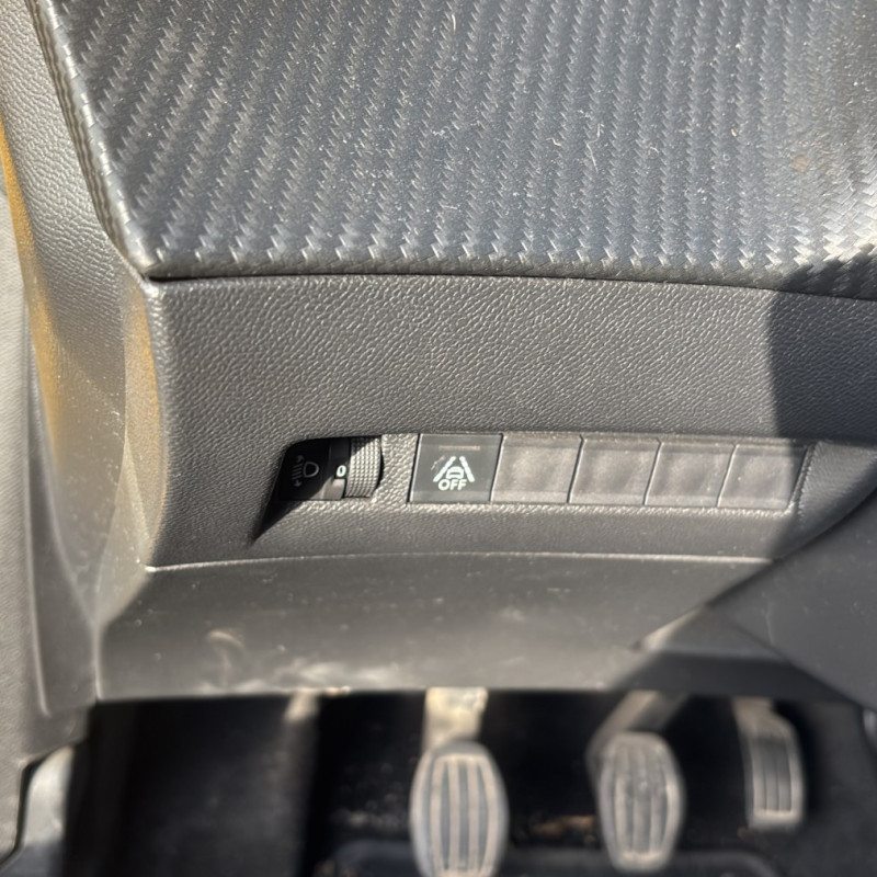 PEUGEOT 208 2 PHASE 1 1.2 VTI - 12V Photo n°17