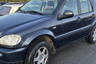 Poignee porte arriere gauche MERCEDES CLASSE M 163