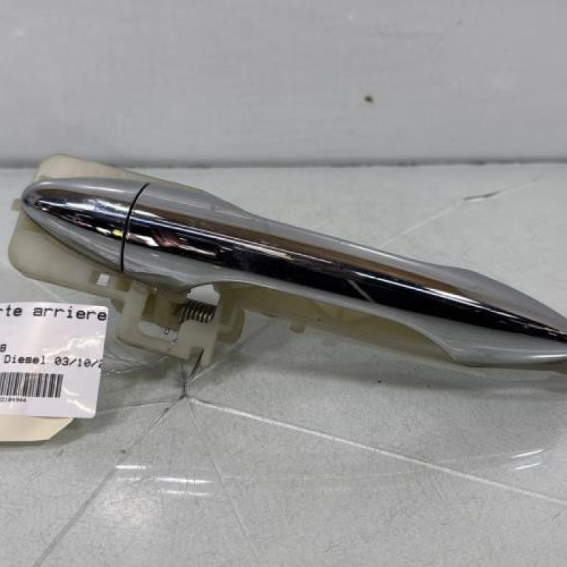 Poignee porte arriere droit HYUNDAI IX 35 Photo n°1