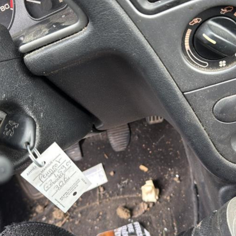 Compteur PEUGEOT 306 Photo n°16