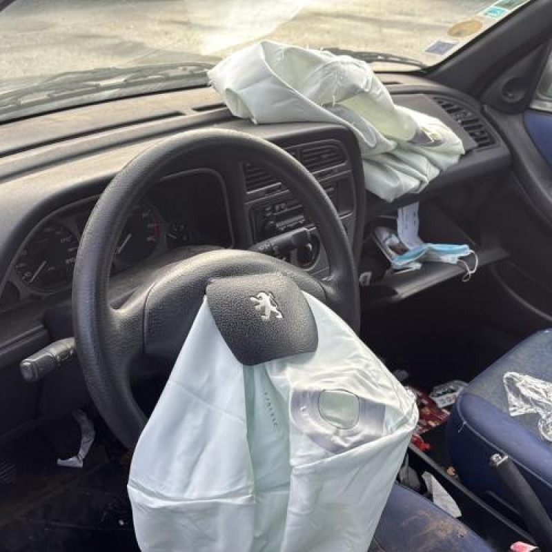 Tambour arriere droit PEUGEOT 306 Photo n°13