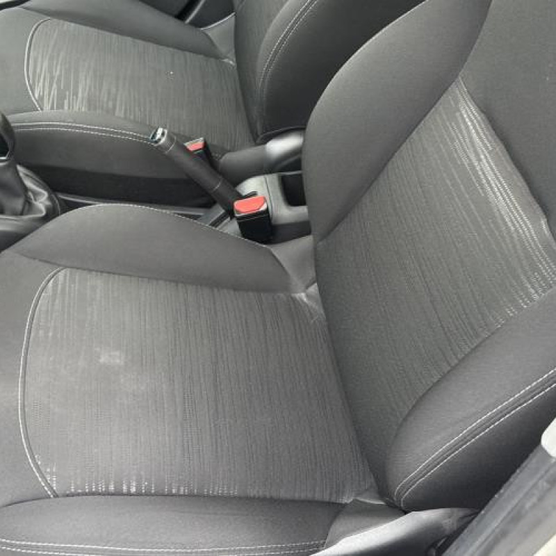 Boitier filtre a air PEUGEOT 208 1 Photo n°16