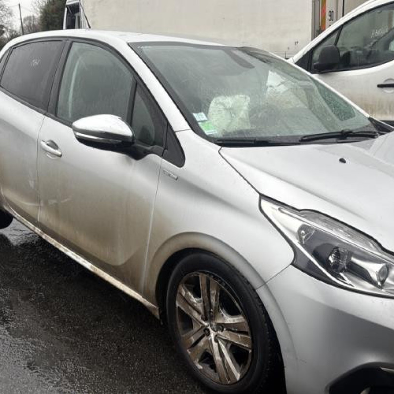 Boitier filtre a air PEUGEOT 208 1 Photo n°4