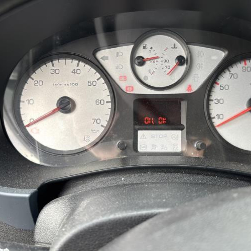 Reservoir essence PEUGEOT PARTNER 2 Photo n°20