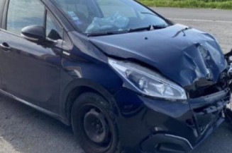 Levier de vitesses PEUGEOT 208 1