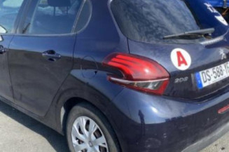 Levier de vitesses PEUGEOT 208 1