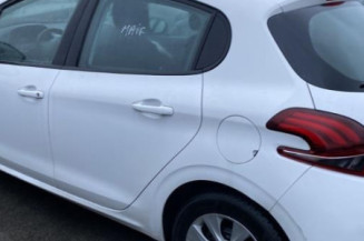 Levier de vitesses PEUGEOT 208 1