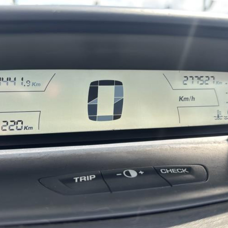 Traverse inferieure CITROEN C4 1 Photo n°18