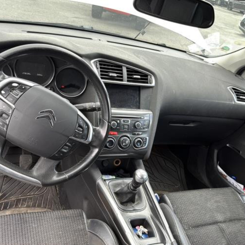 Traverse inferieure CITROEN C4 2 Photo n°18