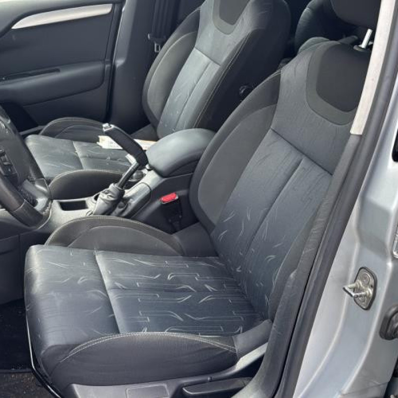 Traverse inferieure CITROEN C4 2 Photo n°10