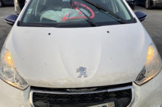 Levier de vitesses PEUGEOT 208 1