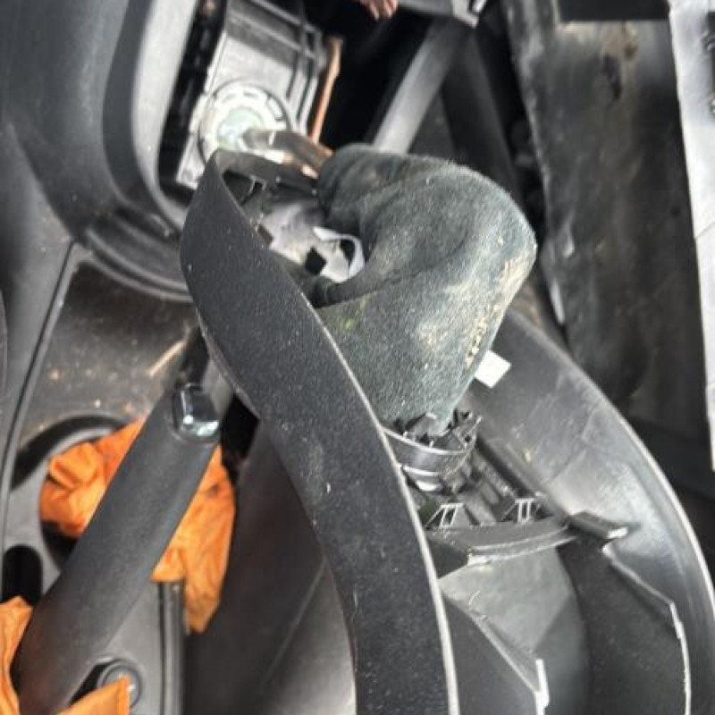 Traverse superieure CITROEN C4 1 Photo n°17