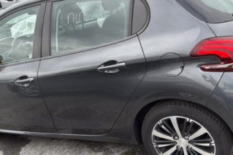 Levier de vitesses PEUGEOT 208 1