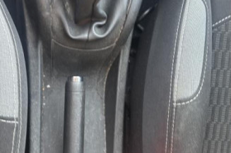 Levier de vitesses PEUGEOT 208 1
