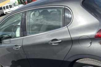 Levier de vitesses PEUGEOT 208 1