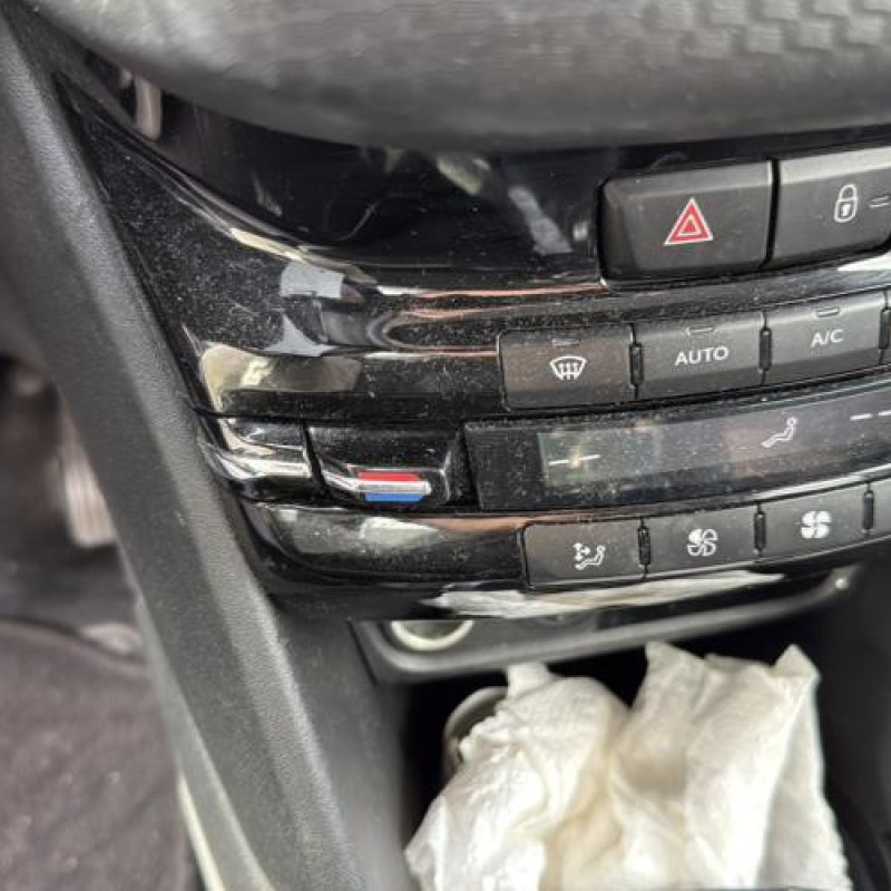 Levier de vitesses PEUGEOT 208 1 Photo n°19