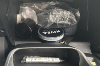 Levier de vitesses PEUGEOT 208 1