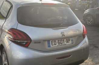 Levier de vitesses PEUGEOT 208 1