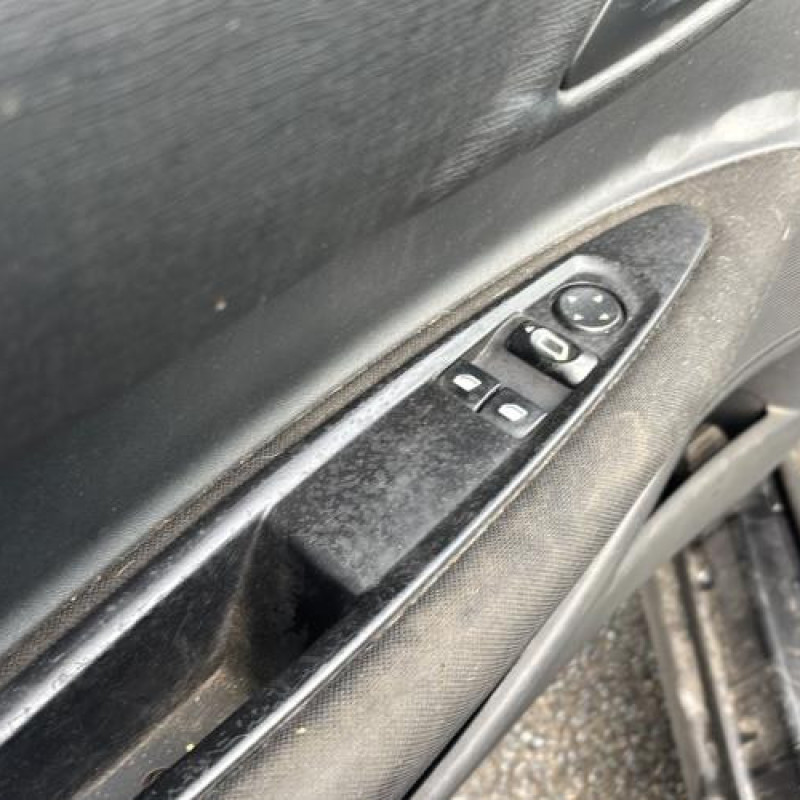 Traverse superieure CITROEN C4 1 Photo n°10