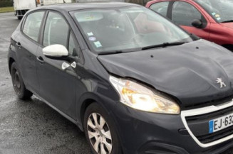 Levier de vitesses PEUGEOT 208 1