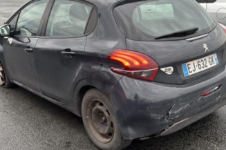 Levier de vitesses PEUGEOT 208 1