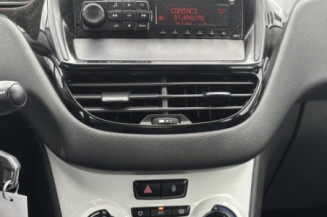 Levier de vitesses PEUGEOT 208 1