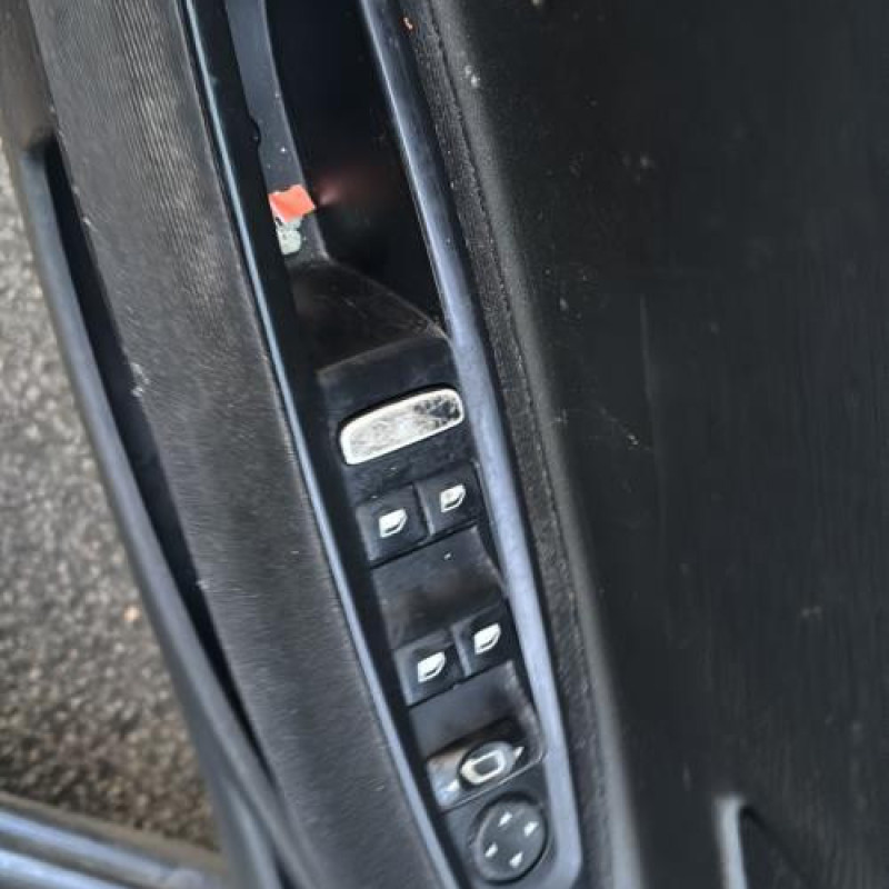 Traverse superieure CITROEN C4 1 Photo n°10