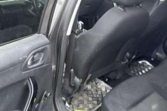 Levier de vitesses PEUGEOT 208 1