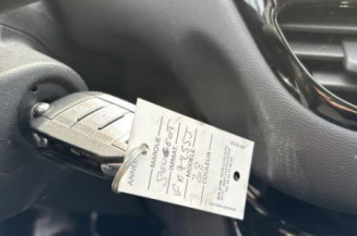 Levier de vitesses PEUGEOT 208 1