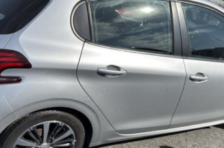 Levier de vitesses PEUGEOT 208 1