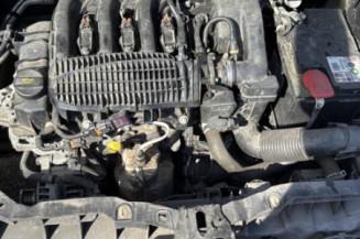 Levier de vitesses PEUGEOT 208 1