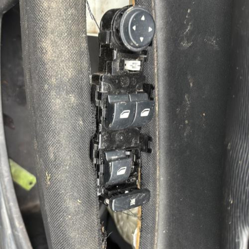 Pompe de direction CITROEN C4 1 Photo n°12