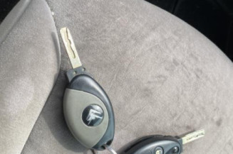 Etrier arriere gauche (freinage) CITROEN C8