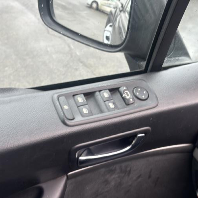 Etrier arriere gauche (freinage) PEUGEOT 807 Photo n°13