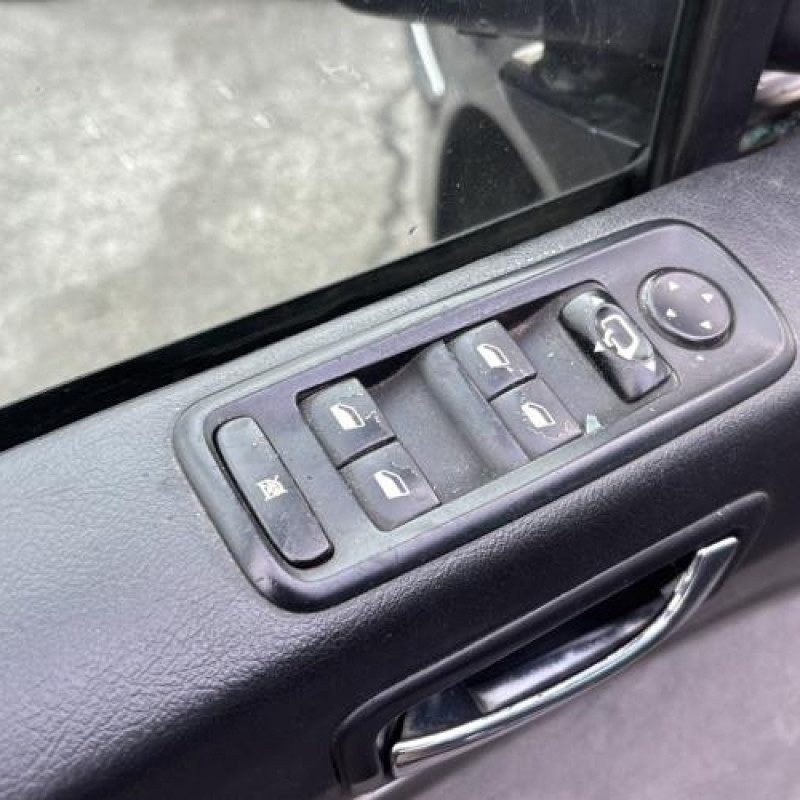 Etrier arriere droit (freinage) PEUGEOT 807 Photo n°10