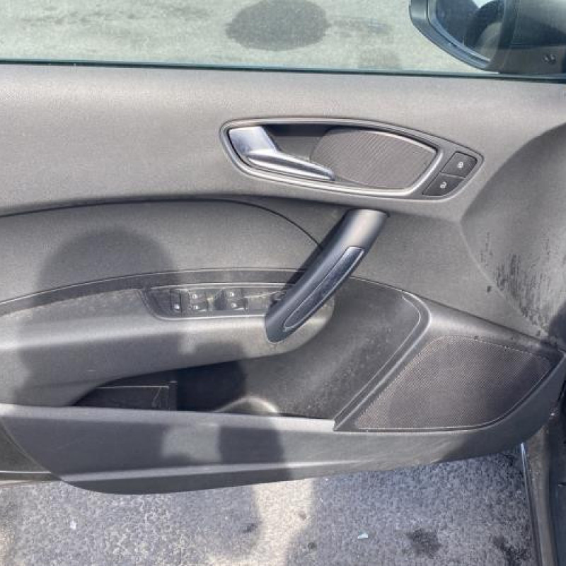 Pivot de moyeu avant gauche AUDI A1 1 Photo n°9