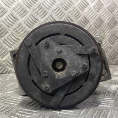 Compresseur clim DACIA SANDERO 2