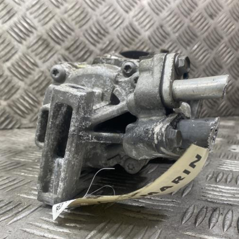 Compresseur clim DACIA SANDERO 2 Photo n°4