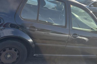 Calandre VOLKSWAGEN GOLF 4