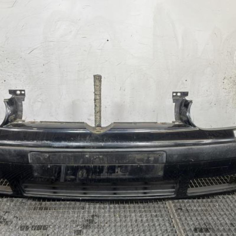 Pare choc avant VOLKSWAGEN GOLF 4 Photo n°1