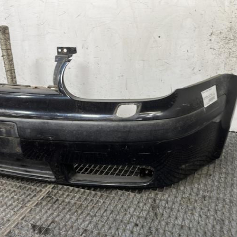 Pare choc avant VOLKSWAGEN GOLF 4 Photo n°3