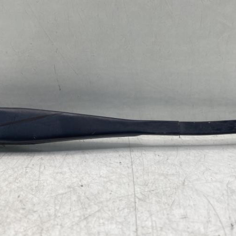 Bras essuie glace arriere VOLKSWAGEN POLO 4 Photo n°1