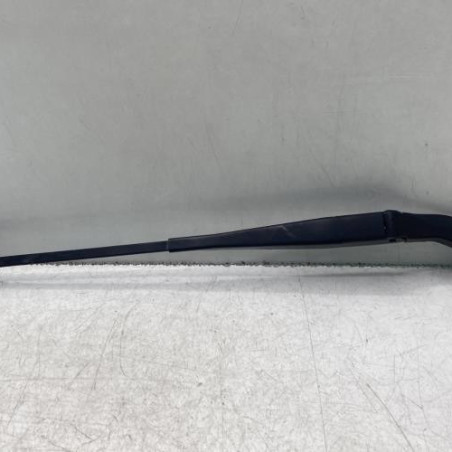 Bras essuie glace avant gauche VOLKSWAGEN POLO 4 Photo n°1