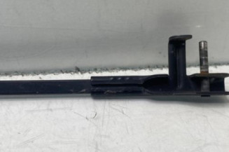 Bras essuie glace avant gauche VOLKSWAGEN POLO 4