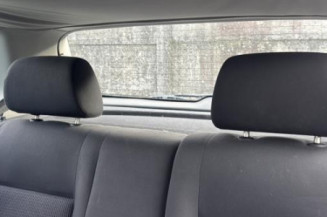 Bras essuie glace avant gauche VOLKSWAGEN POLO 4