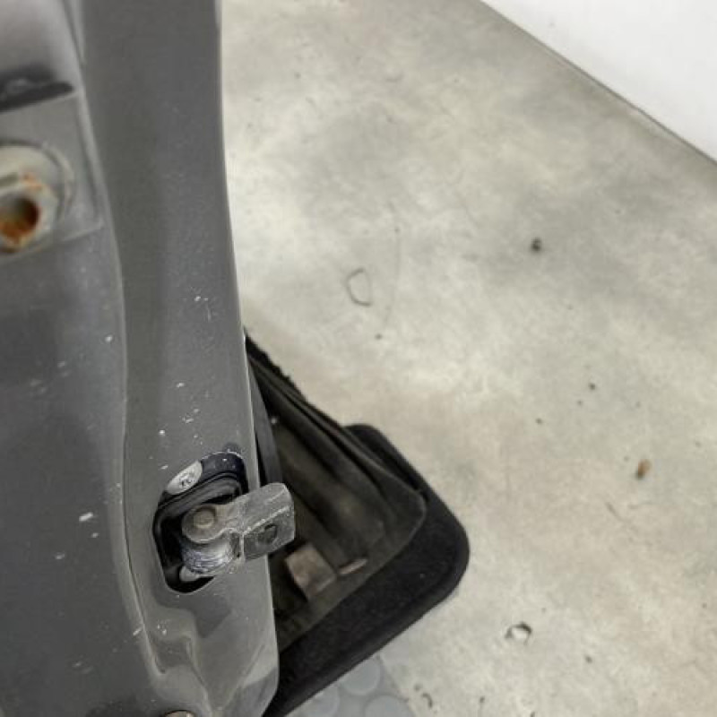 Porte avant droit VOLKSWAGEN POLO 5 Photo n°4