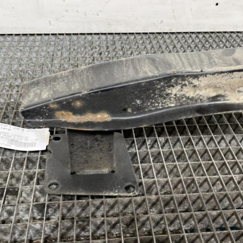 Renfort pare choc arriere (traverse) VOLKSWAGEN POLO 5 Photo n°2