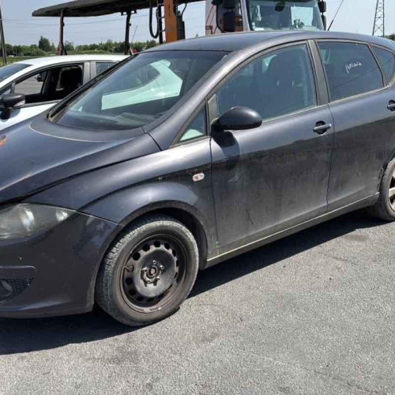 Malle/Hayon arriere SEAT ALTEA Photo n°9