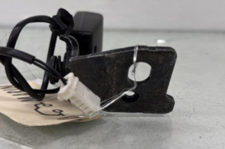 Attache ceinture arriere gauche PEUGEOT 308 2