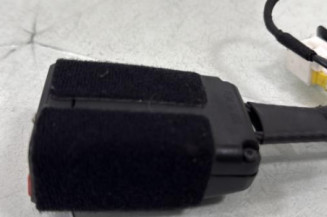 Attache ceinture avant droit PEUGEOT 308 2